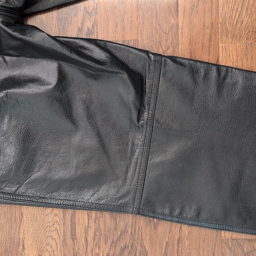 Danier Black Leather High Rise Straight Leg Pants Fits Modern Size 6 - Picture 5 of 8